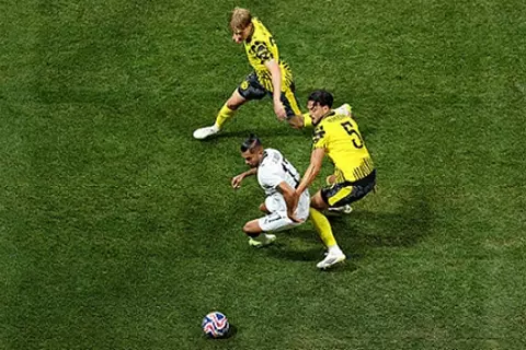 انتهى الحلم.. تعليق الصحف المكسيكية على خسارة مونتيري أمام بروسيا دورتموند